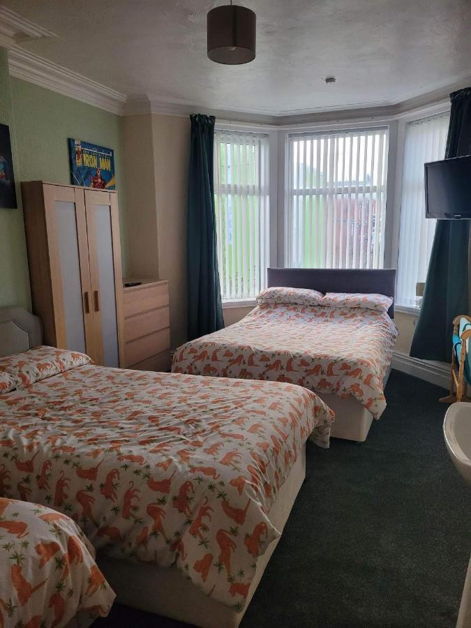 The Clevedon Bed and Breakfast Blackpool Eksteriør billede