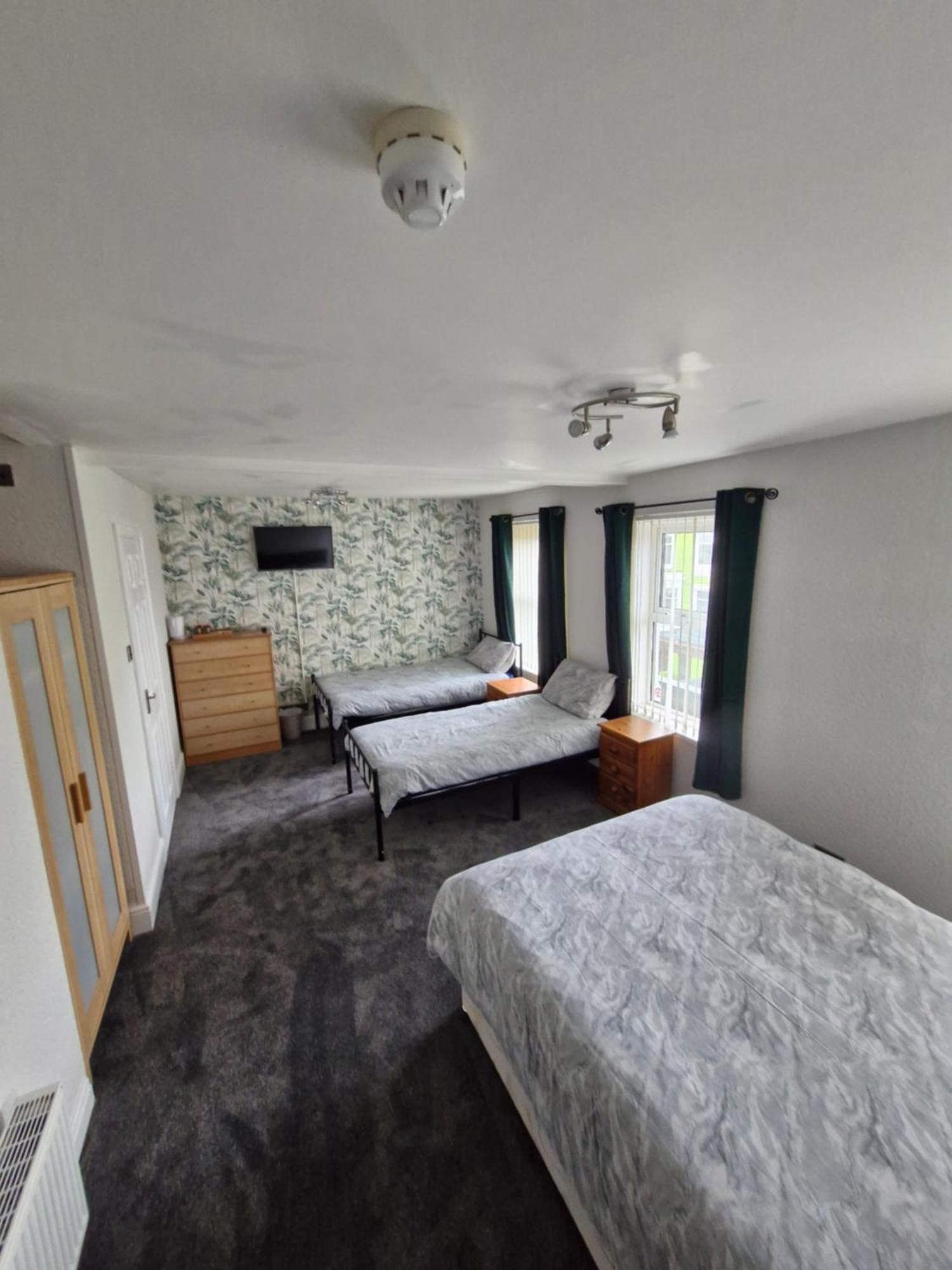 The Clevedon Bed and Breakfast Blackpool Eksteriør billede
