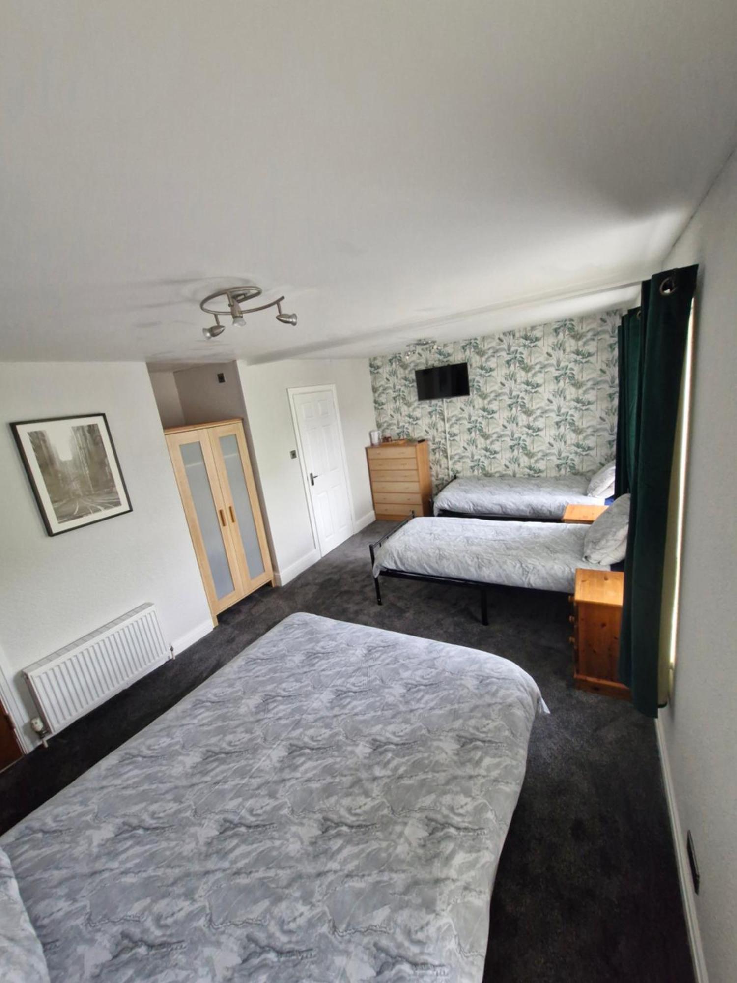 The Clevedon Bed and Breakfast Blackpool Eksteriør billede