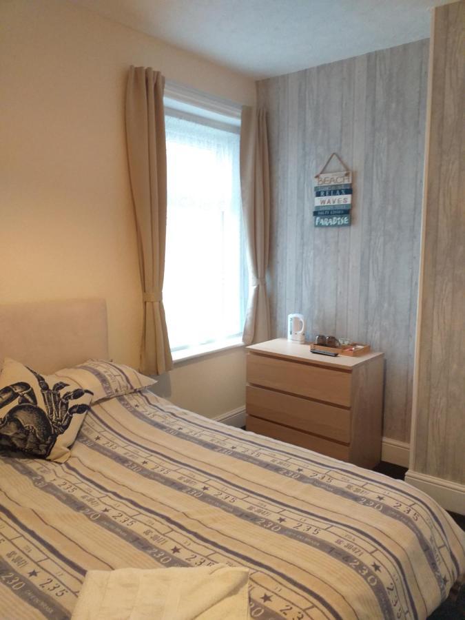 The Clevedon Bed and Breakfast Blackpool Eksteriør billede